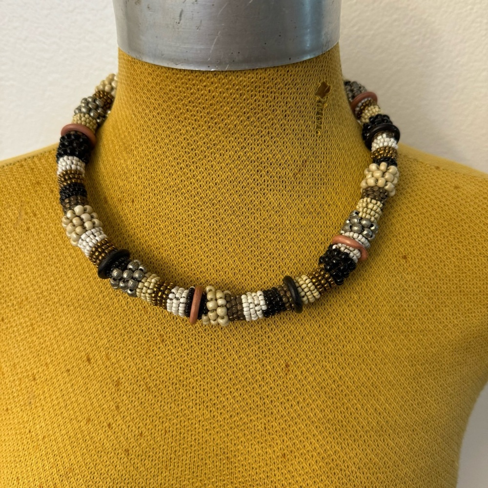 Elegant Beaded Necklace - Black, White, Brown